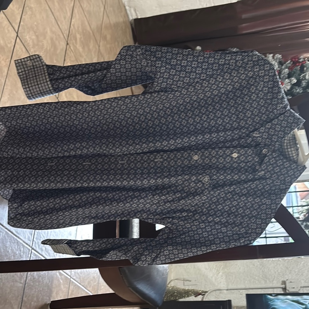 Ariat Blue Dress Shirt with Elegant Design